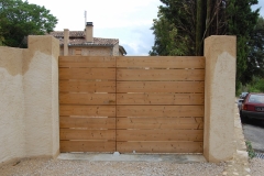 rt_menuiseries-bois-portails-coulissants-et-battants-389